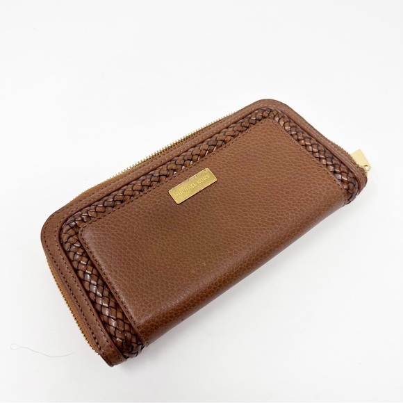 Micheal Kors Skorpios Leather Continental Wallet - Picture 10 of 10